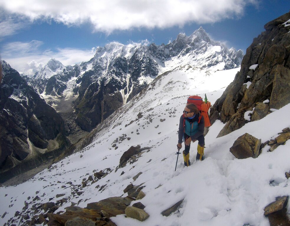 Kořen na nástupu do C1 pod Mramorovou horou