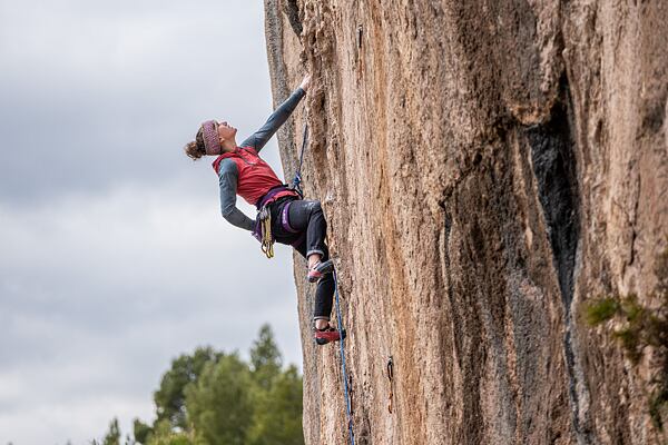 Za skalním dobrodružstvím na písku nebo žule vybírejte odolnější materiál