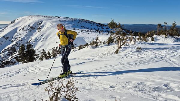 Pánská bunda Hannah Vertical – vhodná na intenzivní aktivity jako skialp, běžky nebo zimní rychloturistika