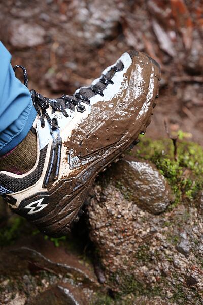 Dámské turistické boty GARMONT AKRON GTX – před vyčištěním