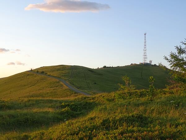 malebne-kopecky-zakarpatske-ukrajiny