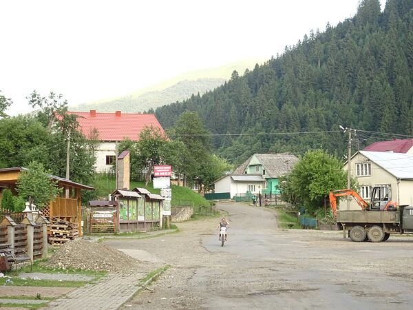malebne-kopecky-zakarpatske-ukrajiny