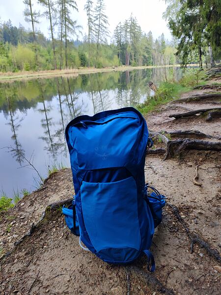 Batoh Osprey Talon 26 Man – vhodný pro turistiku i cyklistiku