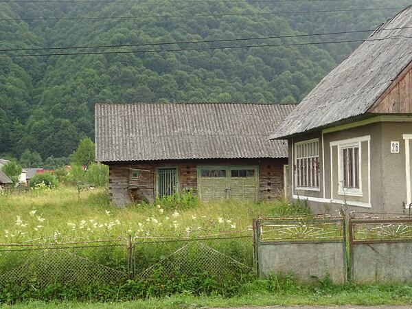 malebne-kopecky-zakarpatske-ukrajiny
