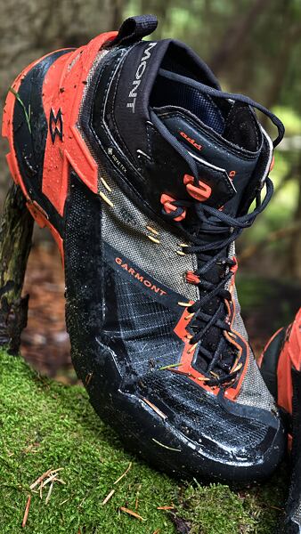 Pánské trekové boty GARMONT 9.81 ONYX MID GTX