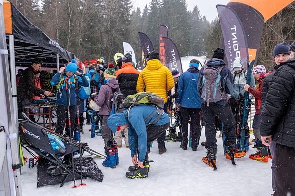 Rock Point skialp day a hobby závod Šumavský rys 2026 nabízel zejména testování skialpové výbavy