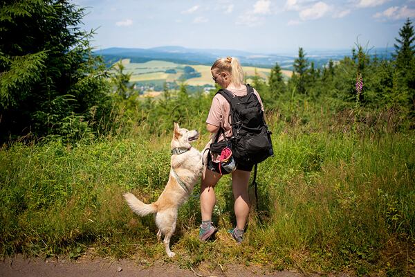 Já a Izzy vyrážíme na Stezku Českem