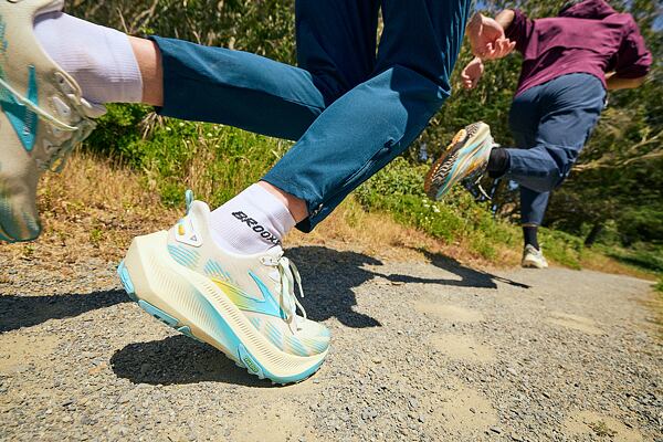 brooks-ghost-trail-stvoren-mimo-cesty