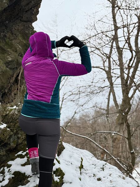 Test bundy Crazy JKT AFTER Lady – prostorná padnoucí kapuce