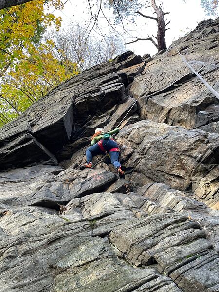 Dámské kalhoty Rafiki EVO – neomezují vás v žádném pohybu
