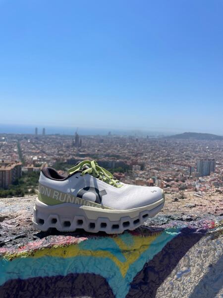 Dámské běžecké boty On Cloudmoster 2 – pohodlí a energie na každém kroku