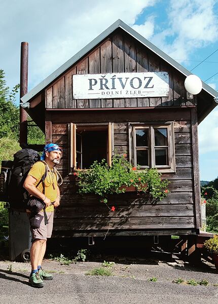 Přívoz Dolní Žleb - nejnižší bod ČR je na Stezce Českem