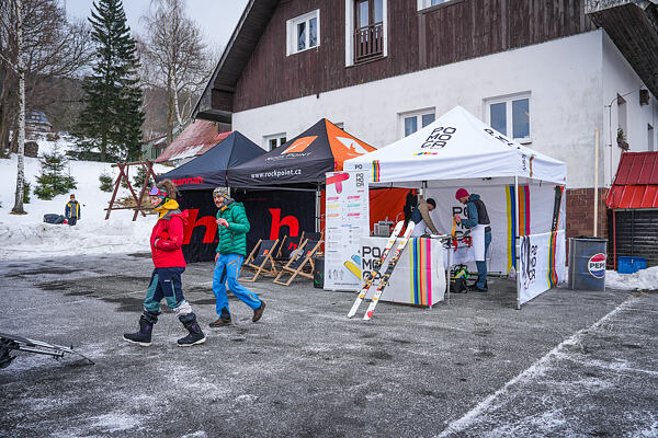 ohlednuti-za-skialpovym-zavodem-o-dreveneho-krakonose