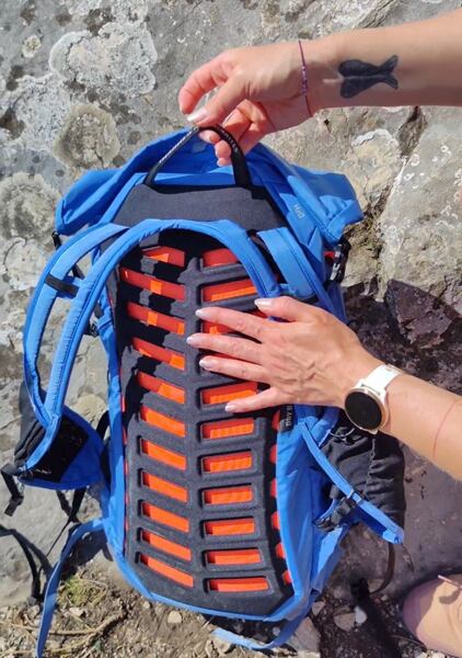 Dámský batoh SALEWA PEDROC CORE 20L W – zádový systém Dry Back Contact s EVA panely a 3D ventilací zad