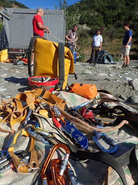 Příprava výbavy pro SRT (jednolanovou techniku)