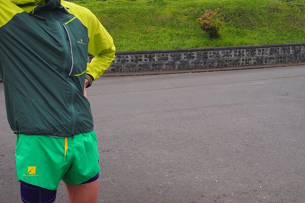 Kraťasy Ronhill M Tech Race Twin Short Man – skvělý střih