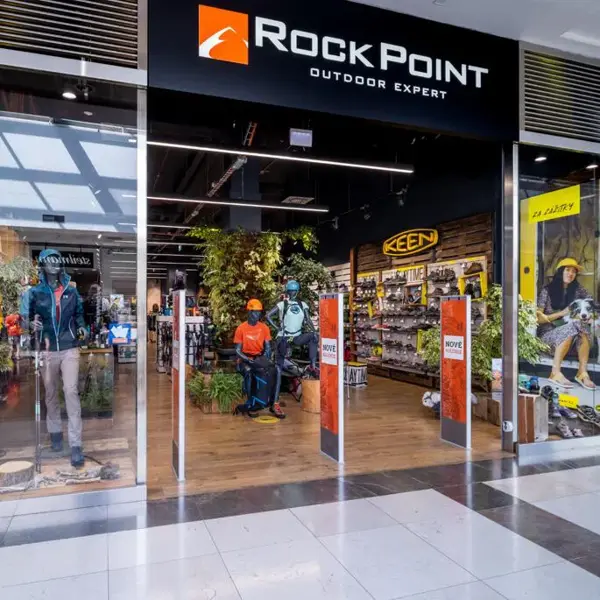 Rock Point prodejna v OC Palác Pardubice - pohled na vchod