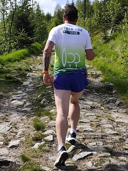 Pánské běžecké boty Salomon Genesis – stvořená pro terén