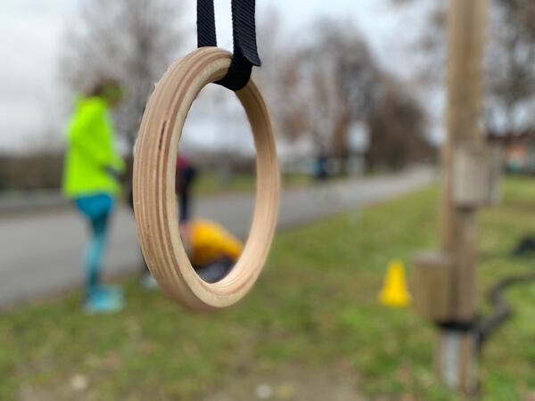 Ale i venku v rámci různých posilovacích prvků