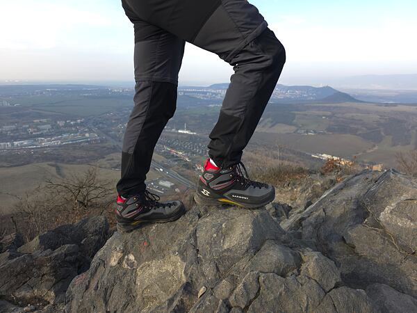 Pánské turistické boty GARMONT AKRON MID GTX – boty užijete na jedno i vícedenní túry, ferraty i do technického terénu