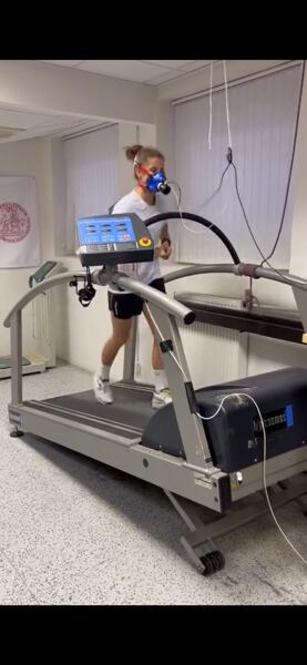 Dámské běžecké boty On Cloudmoster 2