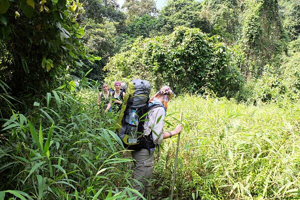 dobrodruzstvi-v-zatoce-halong-bay