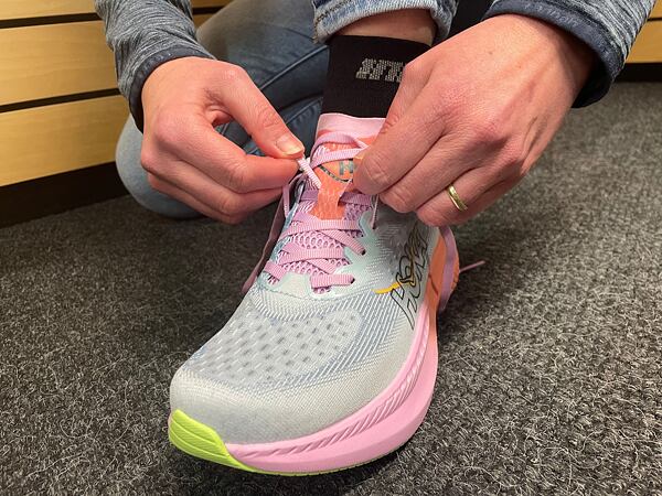 jak-spravne-zavazat-bezecke-boty