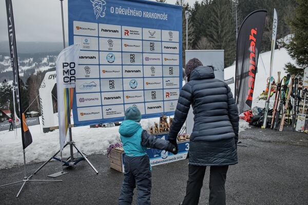 ohlednuti-za-skialpovym-zavodem-o-dreveneho-krakonose